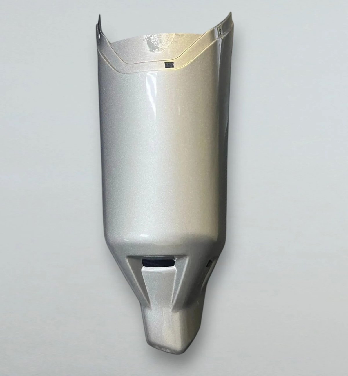 FIG0012 облицовка (пластик) глушителя передняя (R0000091985)